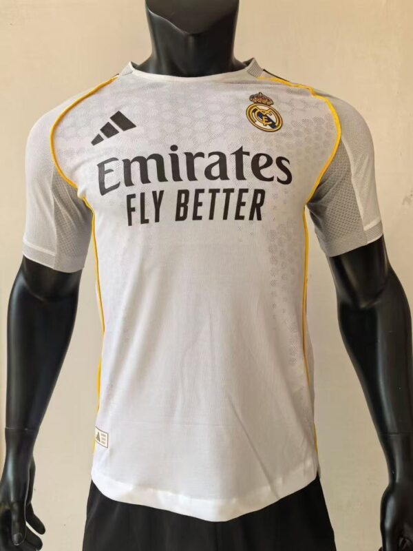 Real Madrid Home 2025:26 Real Madrid Home 2025:26