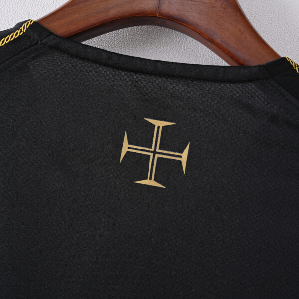 57059633 Retro Portugal 2006 Nike Away Jersey