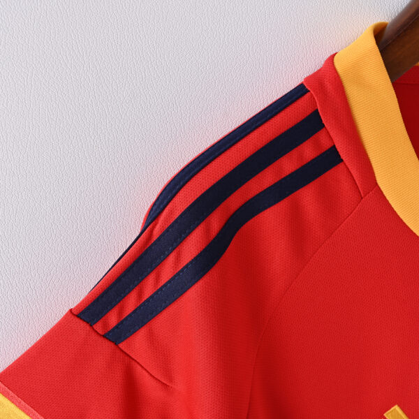 f7e4756b Retro Spain Adidas Mens 2002 Home Jersey