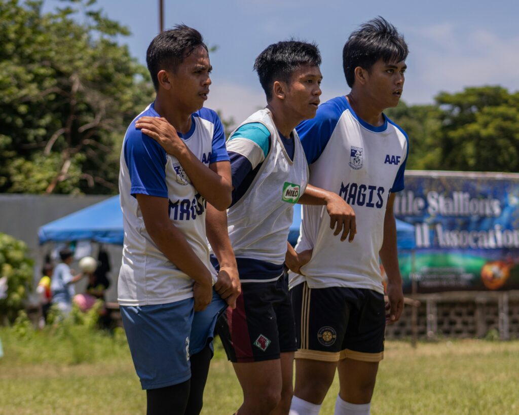 how do you get trials for football clubs