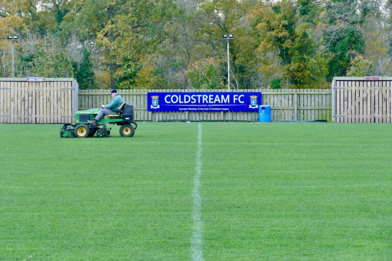 what are football leagues